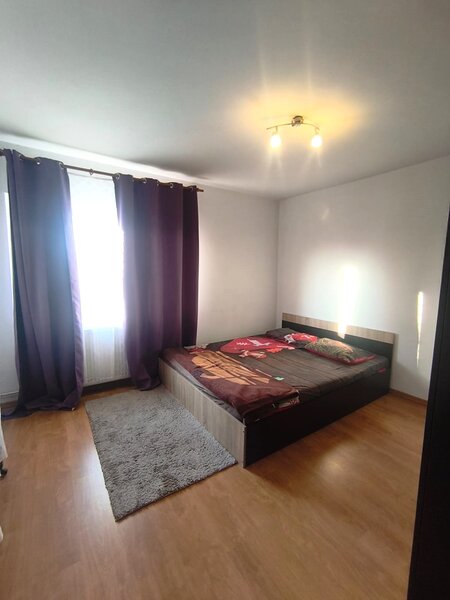 Bragadiru, zona centrala, apartament 3 camere, 2400 Lei.